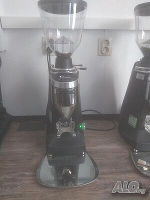 Професионална кафемелачка MAZZER MAJOR V electronic