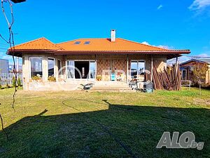 Къща/Вила, Доброславци, 208 кв.м., 450000 €