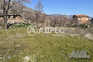Вилен парцел близо до разклона за лифта