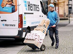 Куриер за HERMES