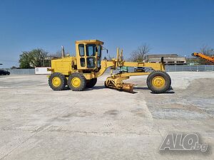 Употребяван грейдер Komatsu GD605R-2