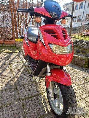 Explorer Spin 80cc Generic Jump 49 куб. см Скутер Бензинов 2-тактов Автоматик Въздушно охлаждане 5208 км | Мотоциклети, АТВ | Хасково