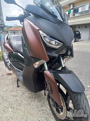 Yamaha X-MAX 300