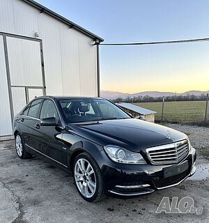 На Части Face Mercedes-Benz C 200 cdi bluetec 651 W204 2011г elegance harman/kardon.