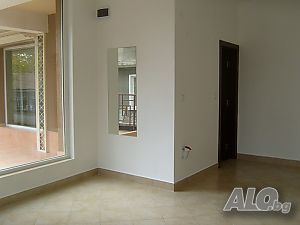 Дава под наем Търговия на едро и дребно гр. Велико Търново - Център 0m²