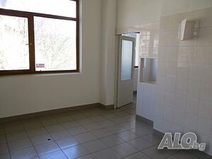 Дава под наем магазини и супермаркети гр. Велико Търново - Света Гора 30m²