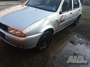 Ford Fiesta 1.6 на части