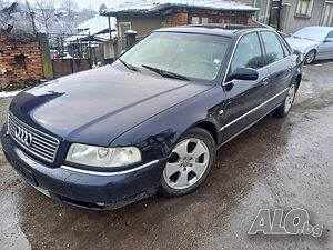 Audi A8 2.5tdi 180 кс на части