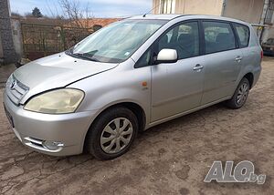 Toyota Avensis Verso 2.0D4D на части