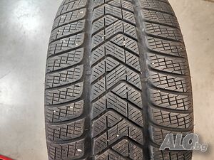 4бр. зимни гуми 255/55/18 Pirelli