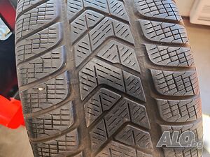 4бр. зимни гуми 235/65/17 Pirelli