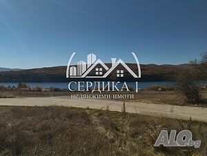 Продажба 1300 кв.м Не е в регулация