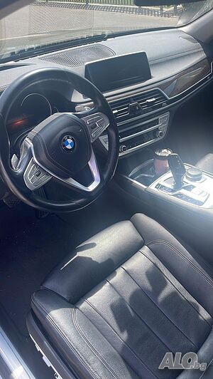 730d xDrive hybrid