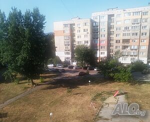 Продава 2стаен гр. Перник, кв. Изток