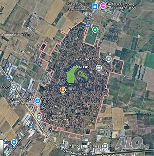 Парцел до къщи с лице на път кв. Коматево