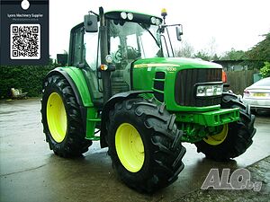 Трактор John Deere 6330