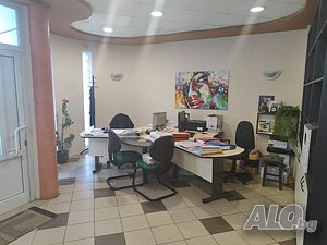 Продавам офис в центъра на гр. Шумен