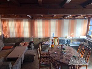 Къща в кв. Карпузица Едноетажна къща 70 кв.м РЗП 80 кв.м двор | Къщи, Вили | Карпузица София