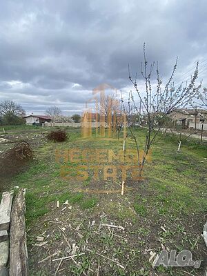 ПРОДАВА: Парцел в регулация с редовни партиди на ток и вода, с. Яребична, обл. Варна