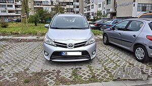 Продава Toyota Corolla verso 1. 6 дизел с блокирал двигател.