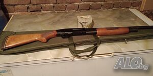 MOSSBERG кал.12 помпа, 4+1, полуавтомат