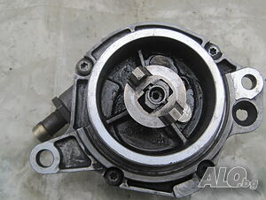 Вакуум помпа 72162503 Pierburg за BMW E39 E36 2,5tds Opel Omega B 2,5 tds