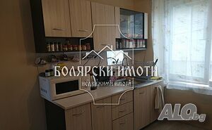 Самостоятелна Двуетажна къща във Варуша