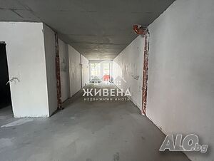 Продава офис помещение в района на Лятно кино Тракия