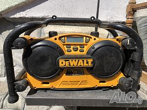 продавам радио зарядно устройство DEWALT 7,2-18 V/220 V