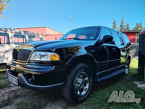 Lincoln Navigator