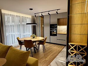 Предлагам под наем изключително луксозен апартамент в West Park Residence 2, гр. Пловдив