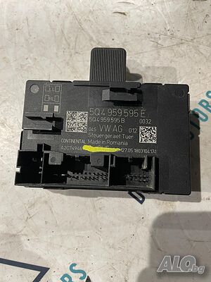 5Q4959595E комфорт модул за задна дясна врата от Skoda SuperB 2. 0 TDI DSG 150 кс.