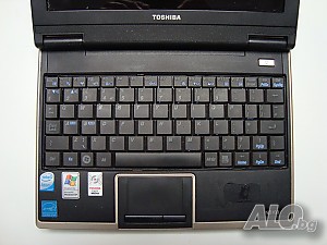 Продавам лаптоп Toshiba NB100-128 на части