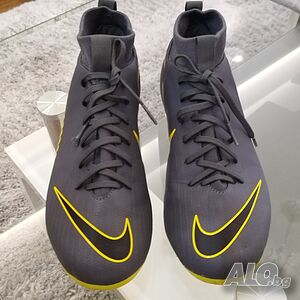 Nike mercurial 38.5