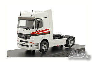 Mercedes ACTROS MP1 1995 Влекач - мащабен модел мащаб 1:43 на IXO метален в PVC дисплей-кейс