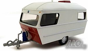 Caravana IV 1990 каравана - мащаб 1:43 на Cararama моделът е нов в кутия