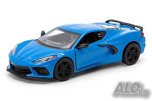 Chevrolet Corvette 2021 - мащаб 1:36 на Kinsmart моделът нов в кутия