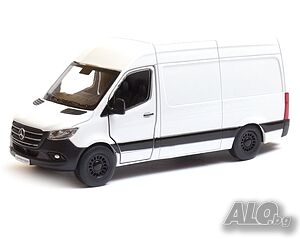 Mercedes-Benz Sprinter - мащаб 1:36 на KinSmart моделът е нов в кутия