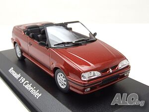 Renault 19 Cabrio 1992 - мащаб 1:43 на Maxichamps моделът е ново в PVC дисплей-кейс