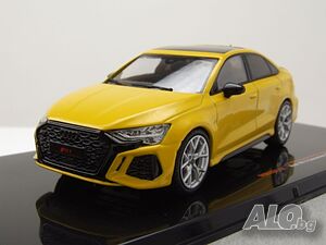 Audi RS3 2022 - мащаб 1:43 на IXO моделът е нов в PVC дисплей-кейс