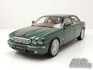 Jaguar XJ6 X350 - мащаб 1:18 на Almost Real моделът е нов в кутия