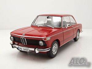 BMW 1602 от 1971 - мащаб 1:18 на Solido моделът е нов в кутия