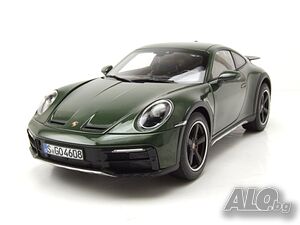 Porsche 911 Dakar 2022 - мащаб 1:18 на Norev моделът е нов в кутия