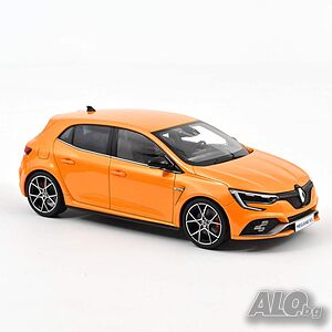 Renault Megane R.S. Trophy 2022 - мащаб 1:18 на Norev моделът е нов в кутия