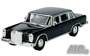 Mercedes-Benz 600 лимонзина 1963 - мащаб 1:39 на Welly моделът е нов в кутия