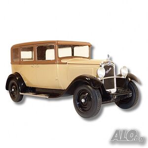 Citroen C4 Limousine 1930 - мащаб 1:24 на Hachette моделът е нов в блистер