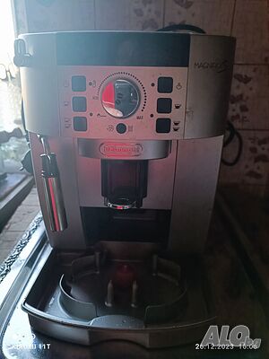 Delonghi ECAM 22.110.SB Magnifica S на части