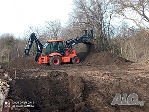 Grab- und Erdarbeiten kleiner und großer Bagger Earthworks and excavation work Graaf en grondwerk