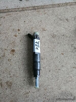 Дюза VW AUDI 1.9 TDI DIESEL FUEL INJECTOR Нр.:038130201G