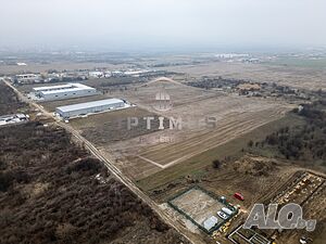 Три парцела с топ локация до Митница Пловдив - идеални за жилищно и промишлено строителство!